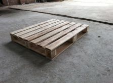 Tối ưu hóa quá trình vận chuyển với việc đóng pallet gỗ chuyển hàng